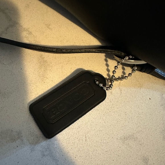 Coach Daypack Black Leather Backpack Magnetic Buckle Beautiful - Picture 7 of 16